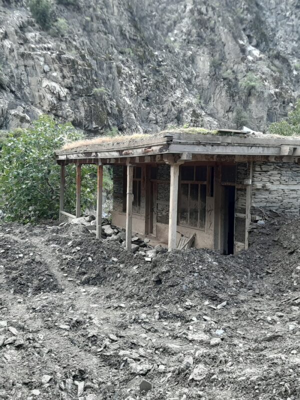 landslide-chitral